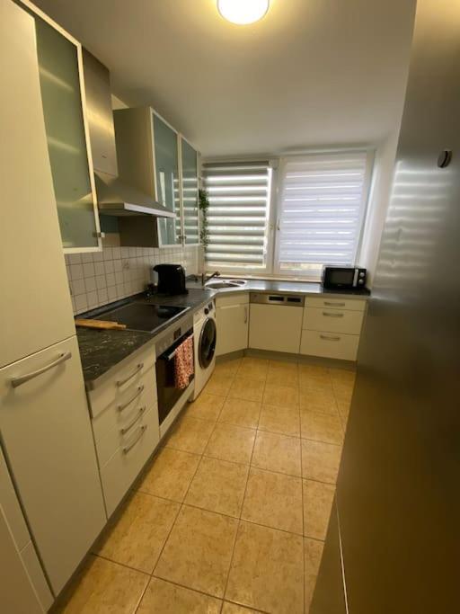 Augsburger Wohnung In Klinikum-Naehe Bagian luar foto